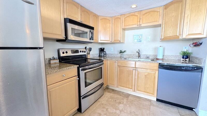 506 University Blvd #2 - Photo 5 of 18