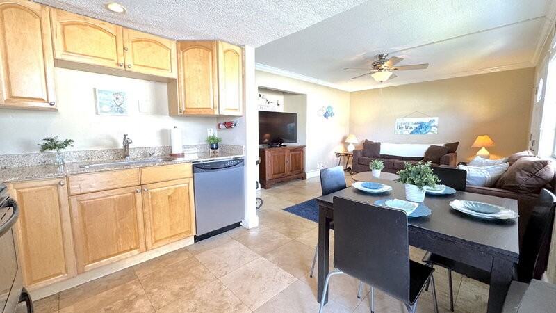 506 University Blvd #2 - Photo 6 of 18