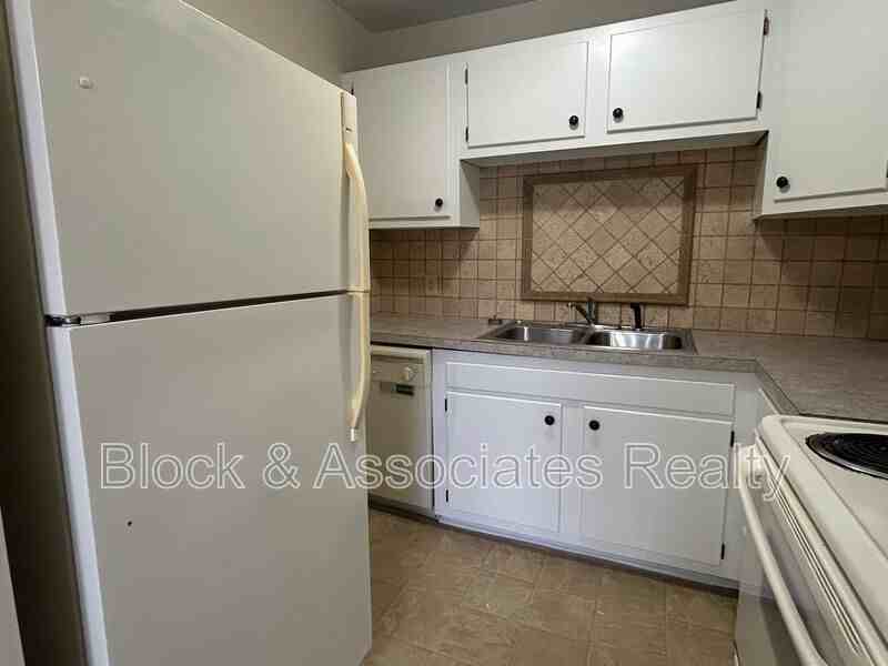 3824 3824 - Photo 3 of 10