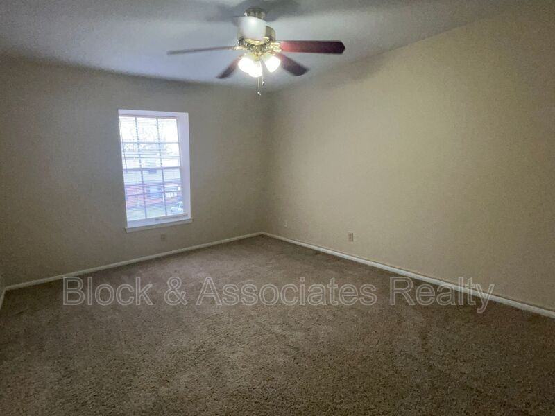 3824 3824 - Photo 7 of 10