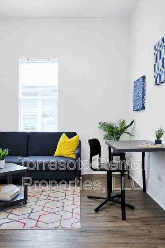 226 Porter St - Photo 7 of 29