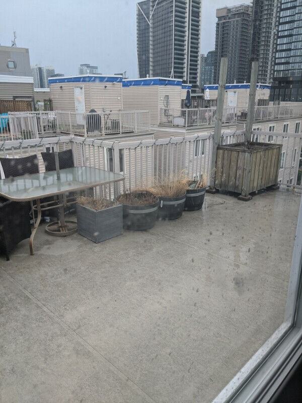 King St W - Photo 5 of 8