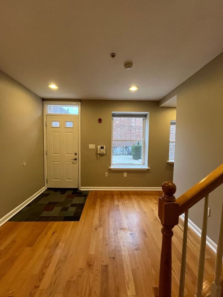 1027 North 4th Street #H - Photo 2 of 20