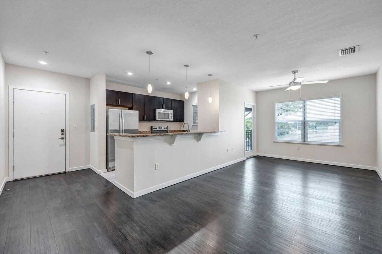 Citrus Run - Photo 6 of 37