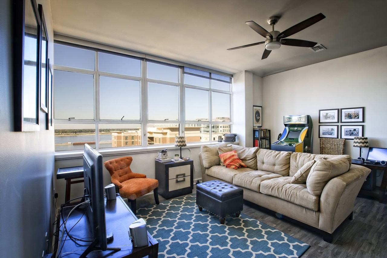 440 On Third Apartments - Photo 2 of 12