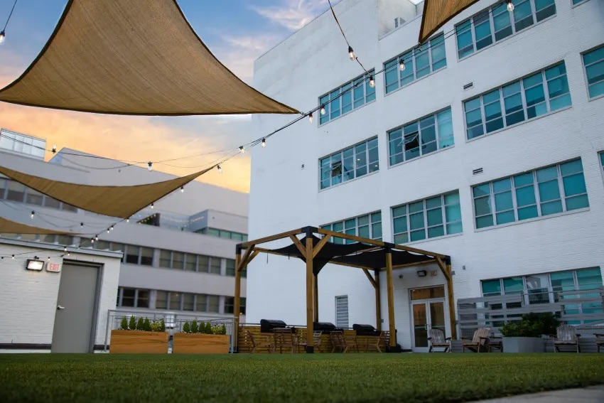 440 On Third Apartments - Photo 3 of 12