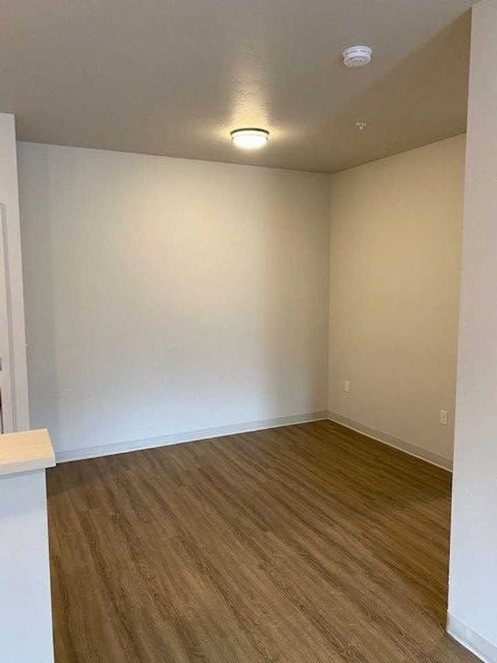 Apartments @ 2 Mile - Photo 5 of 21