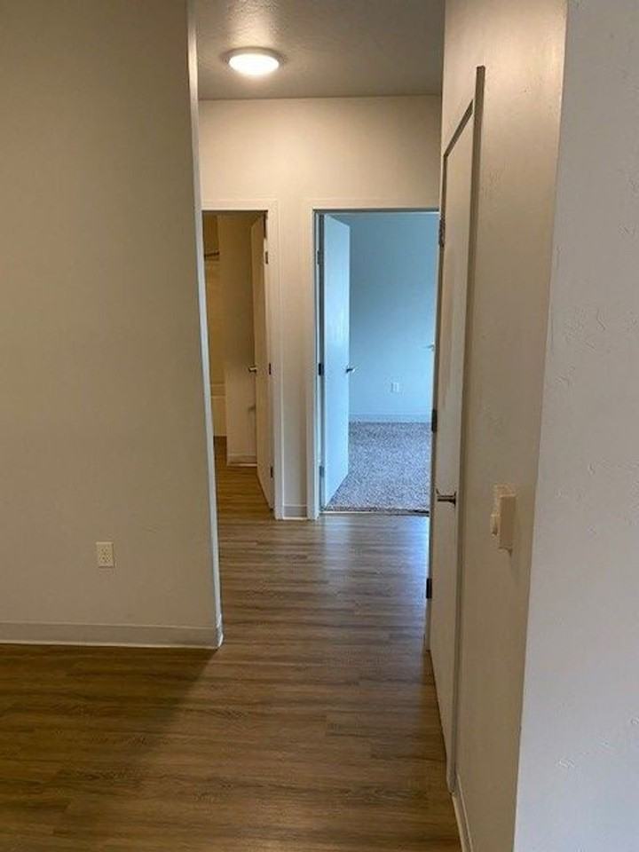 Apartments @ 2 Mile - Photo 7 of 21