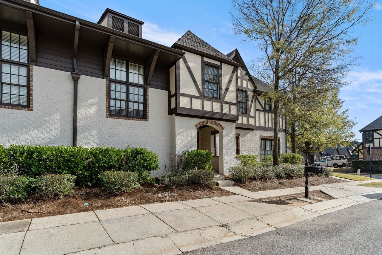 2205 Acton Park Lane - Photo 2 of 21