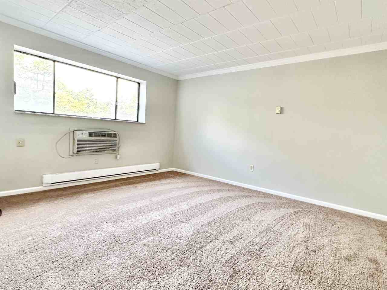 FIFTH ST-231/233 -- 206 - Photo 3 of 6