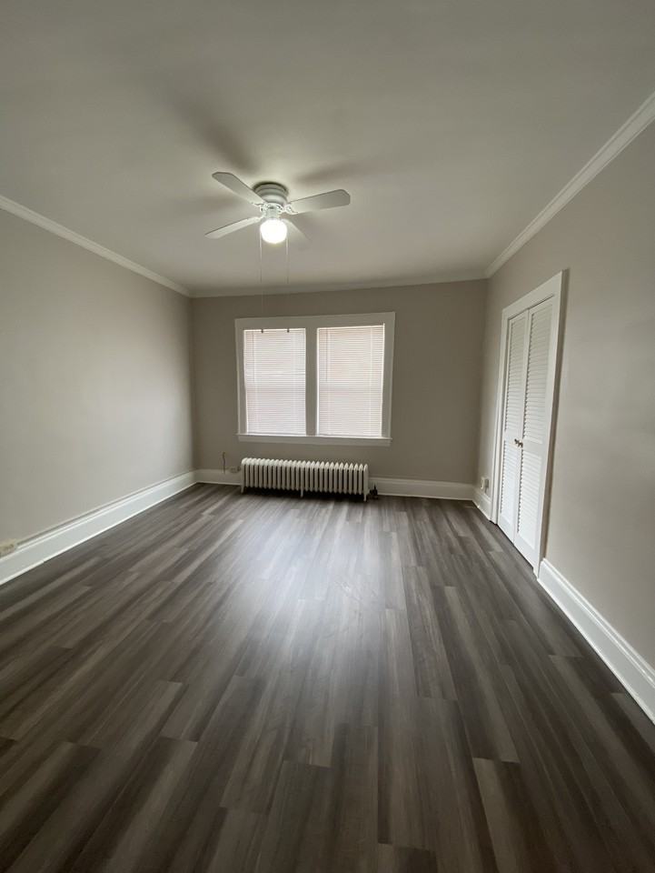 Giel-Detroit - Photo 5 of 19