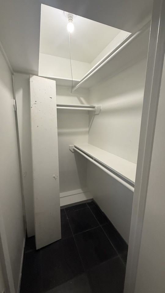 W Alabama (420) - Photo 3 of 6