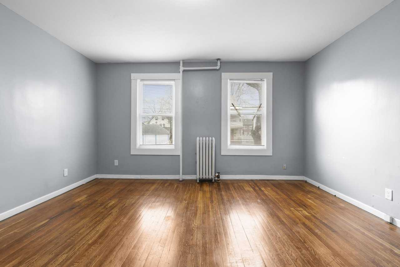 34-38 Beacon Street - Photo 6 of 14