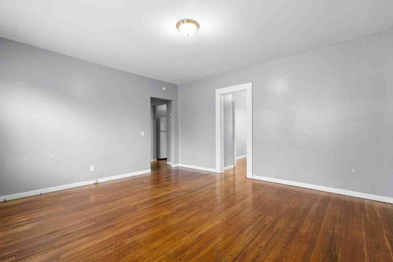 34-38 Beacon Street - Photo 7 of 14