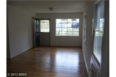 7726 Lisle Ave - Photo 3 of 9