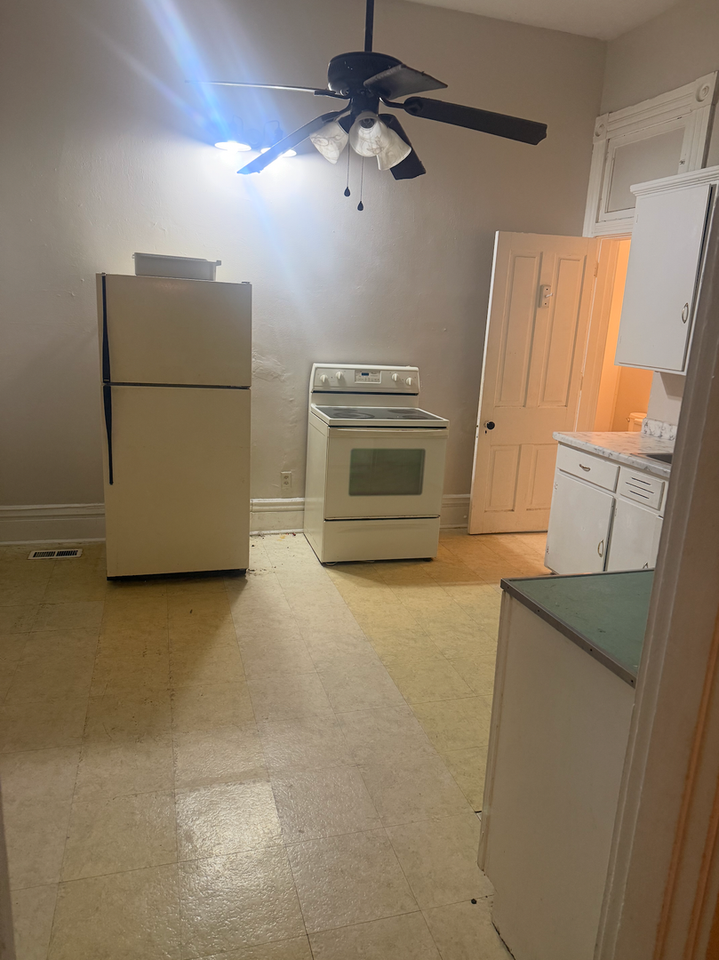 312 Jefferson St Apartments - Photo 7 of 8