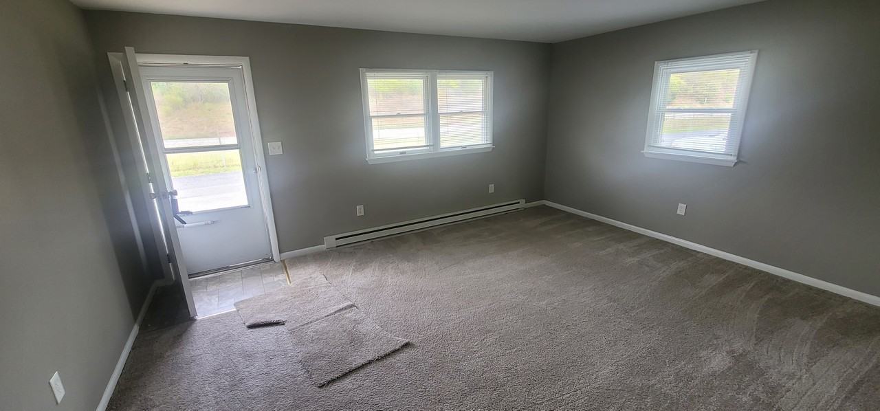 North U.S. 15 - Photo 3 of 12