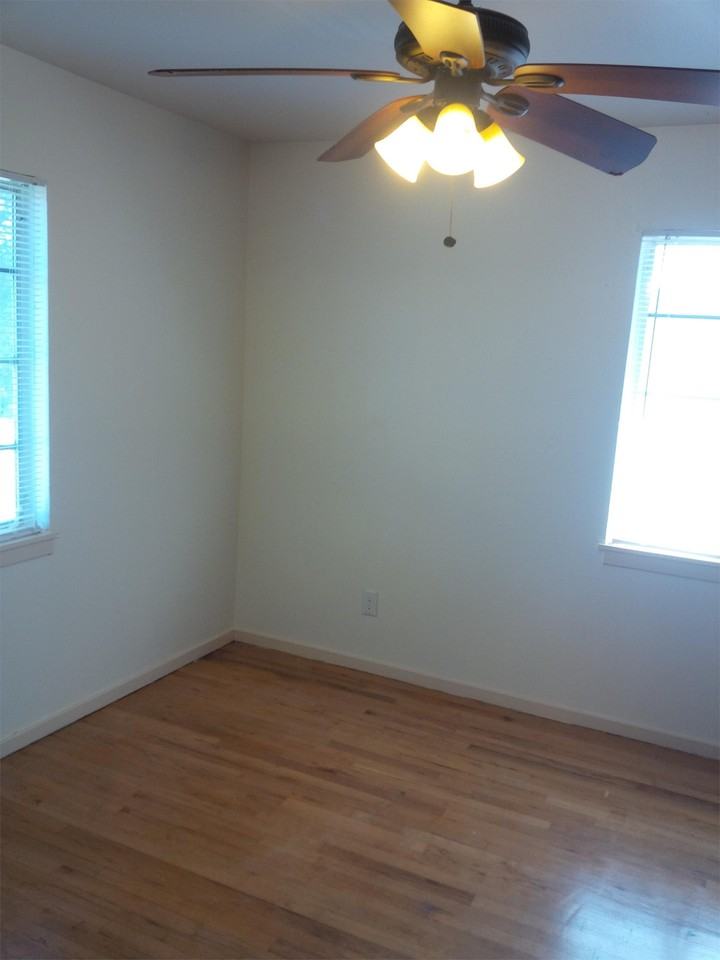 801 Eleanor Ave - Photo 5 of 10