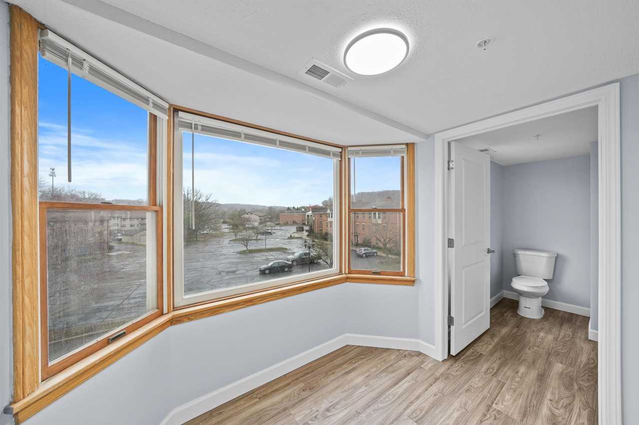 Trails Edge - Photo 7 of 40