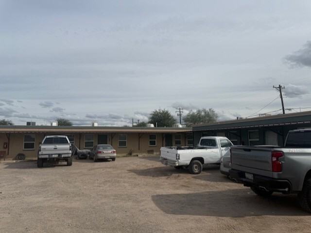 FGH: E 26th St 312-338 - Photo 2 of 15