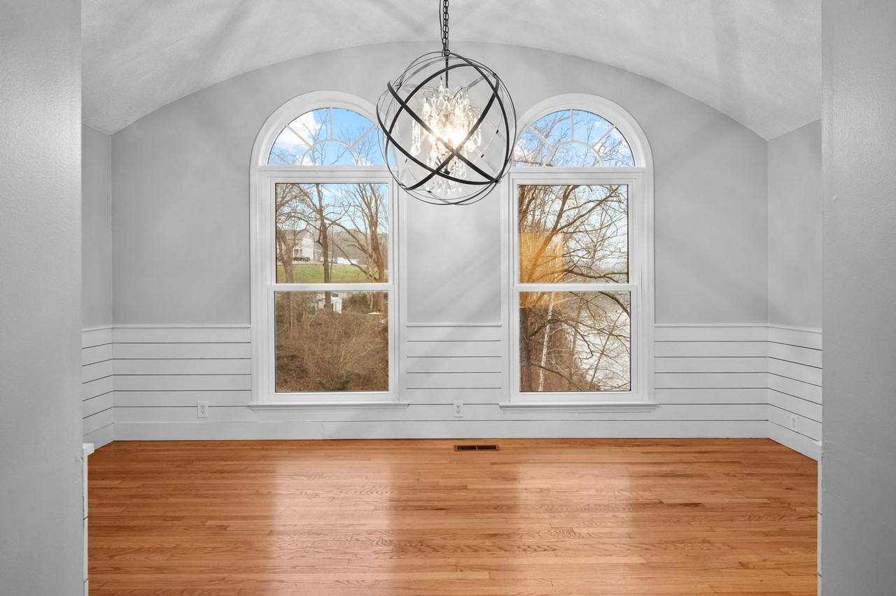 109 Mayhew Road - Photo 5 of 50