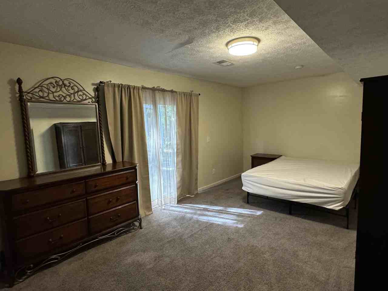 2866 Hedgewood Drive Northwest - Photo 2 of 28