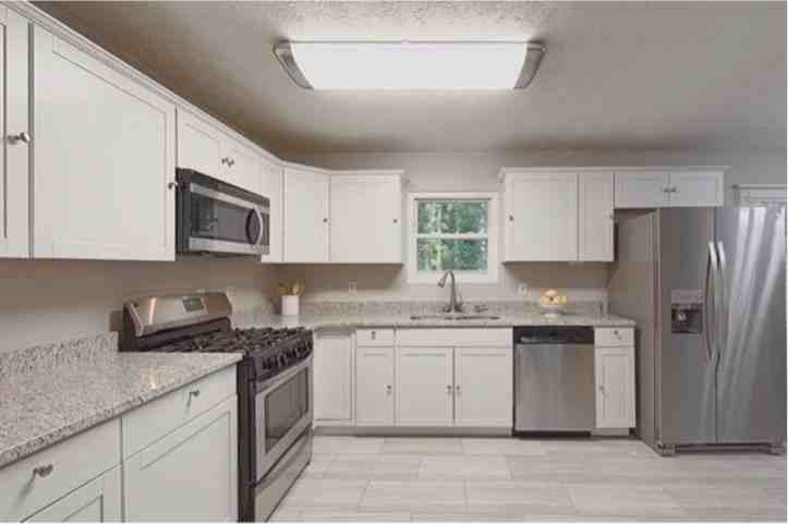 2866 Hedgewood Drive Northwest - Photo 6 of 28