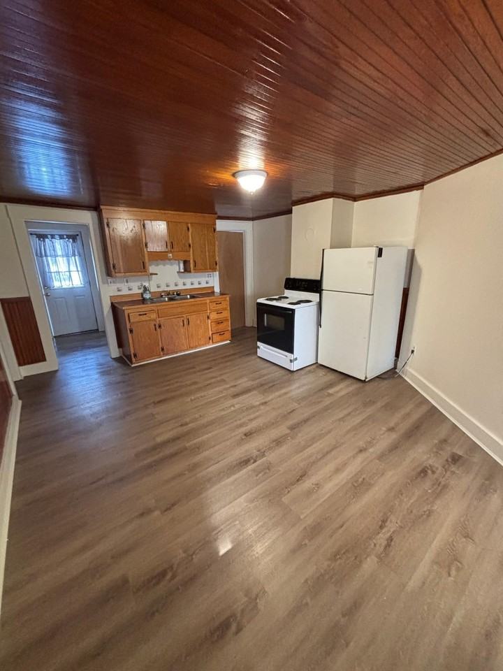 14 Gilmore Pond Road - Photo 6 of 8