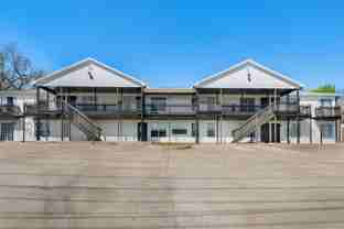 825 North Leverett Avenue - Photo 1 of 1