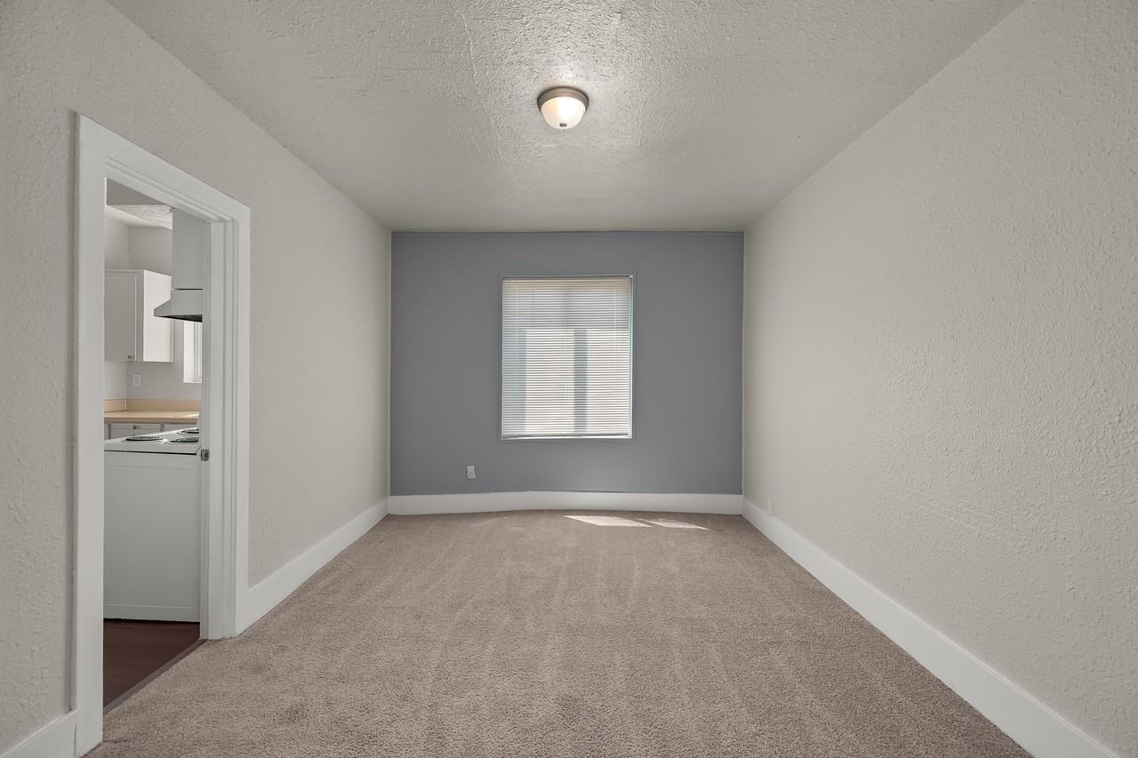 215 East 1st Street - Photo 5 of 8