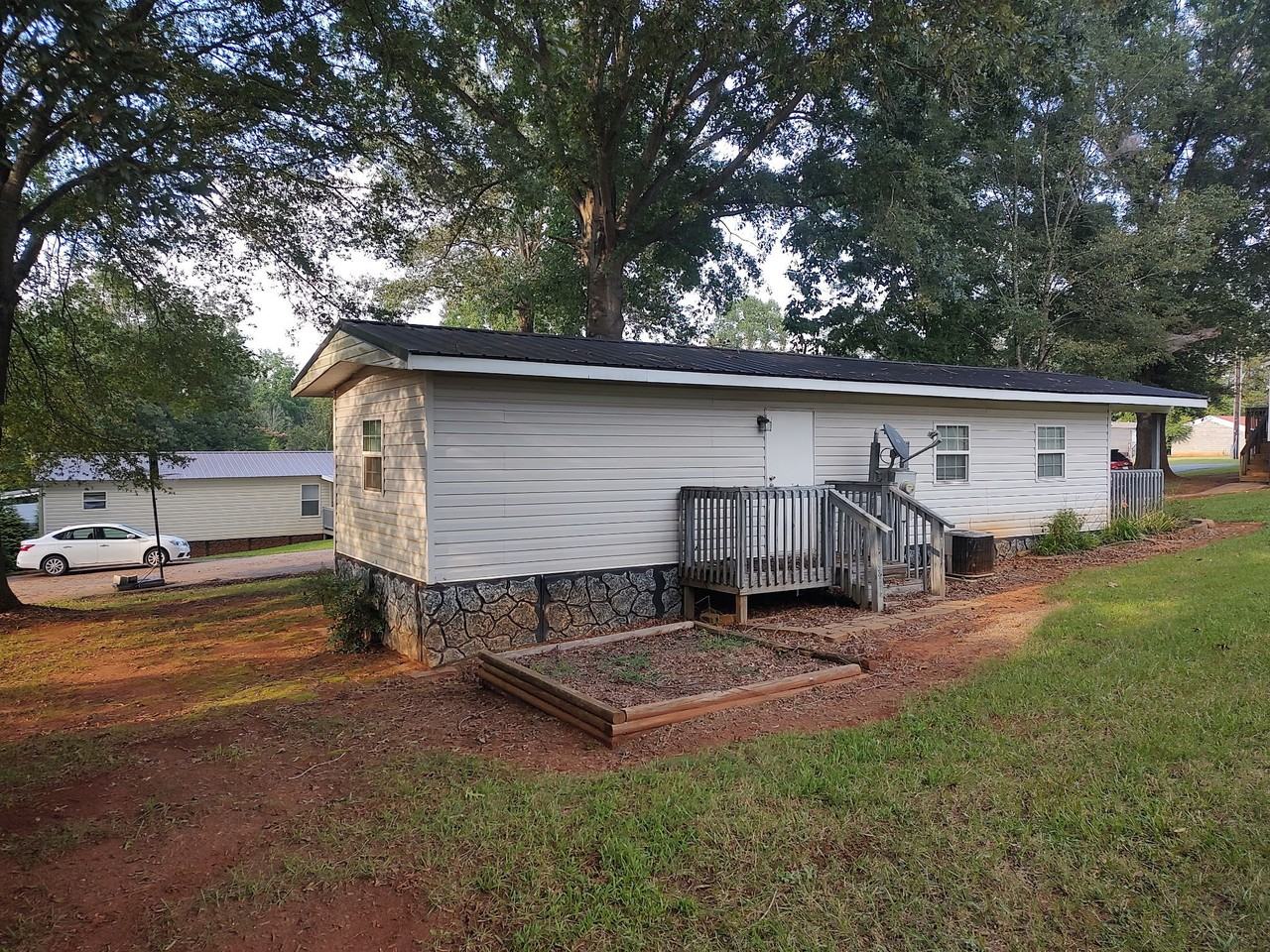 Country Knolls MHP - Photo 3 of 3