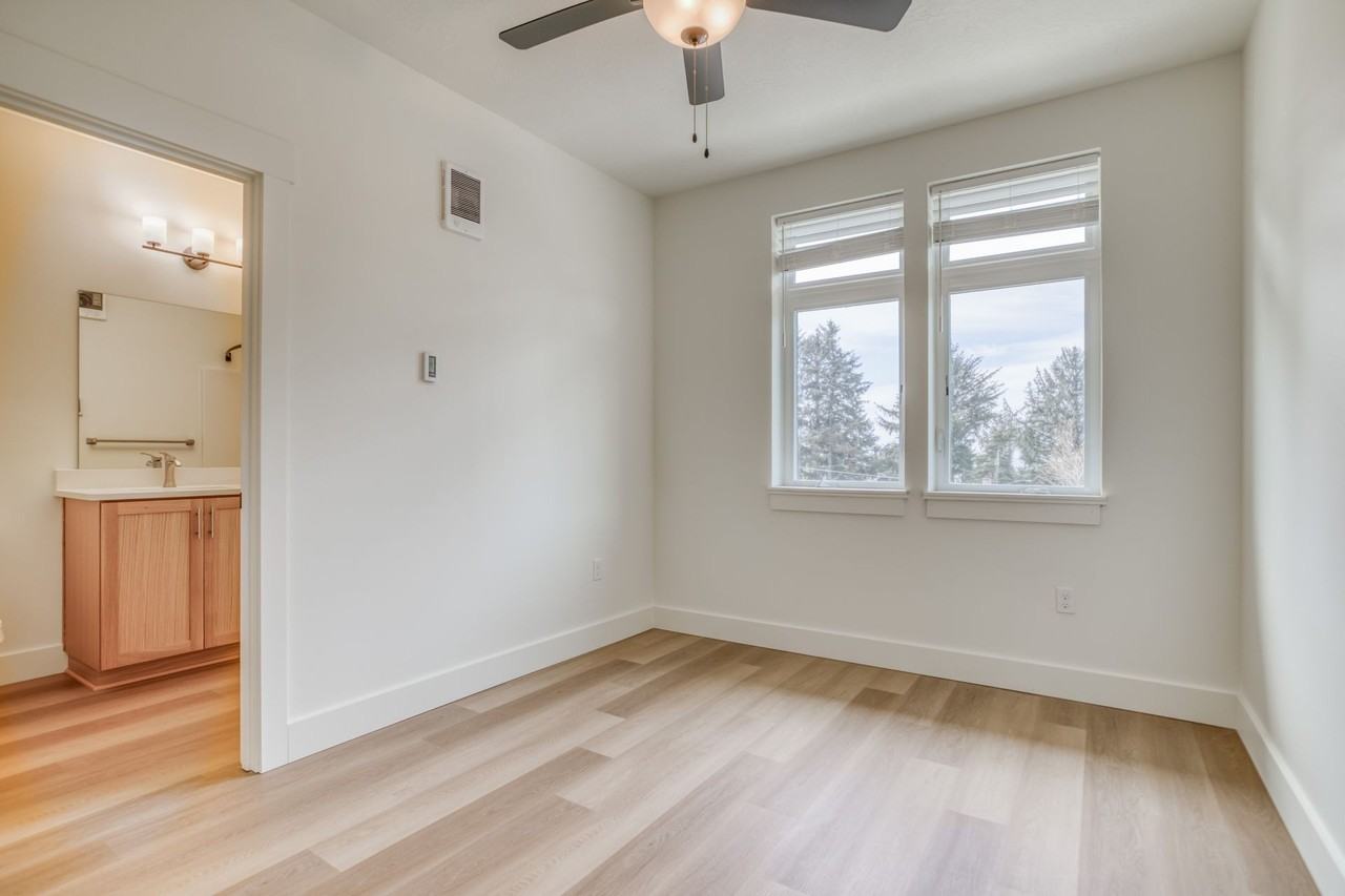 Luxury Apartment in Lincoln City! - Photo 3 of 3