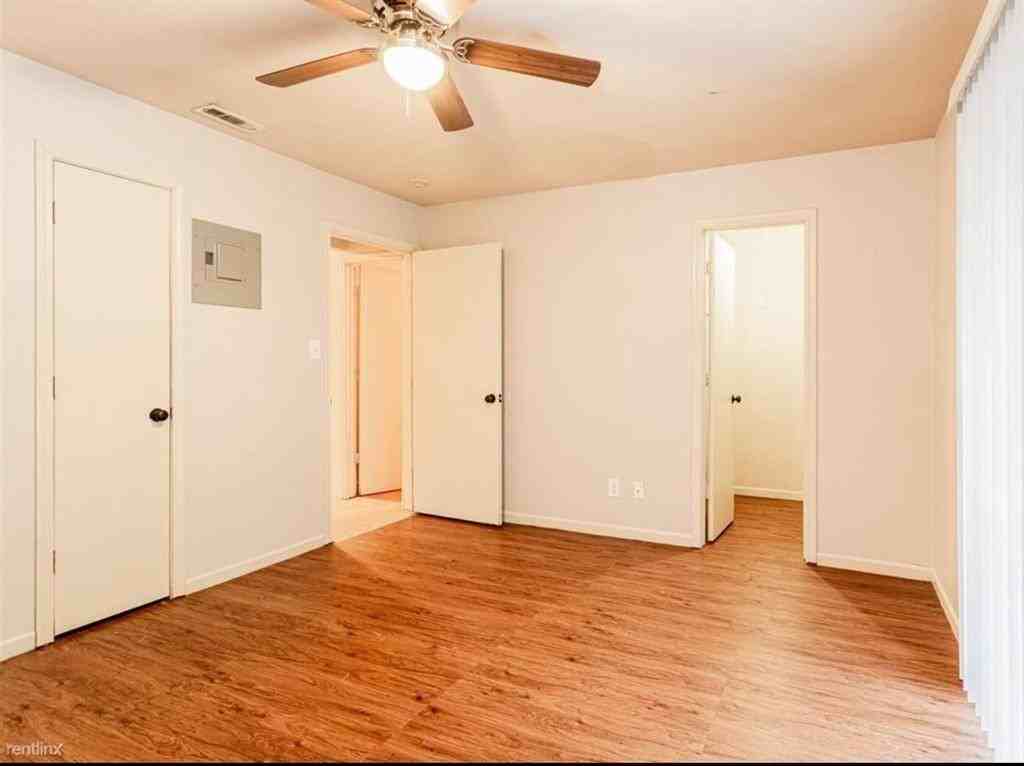 1036 Linde Avenue - Photo 6 of 11