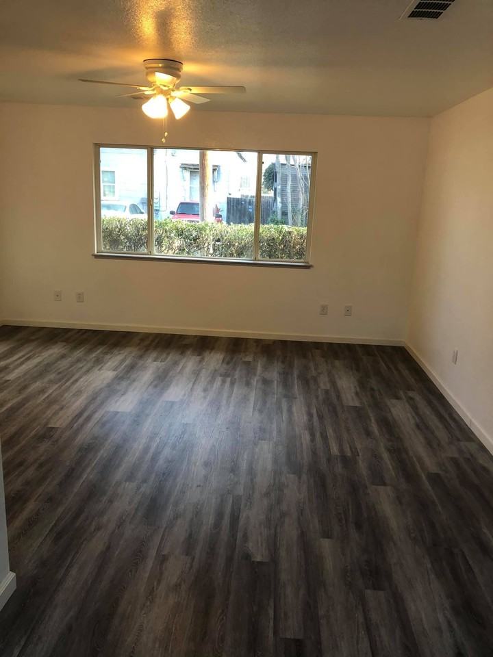 Oak St., - Photo 2 of 9