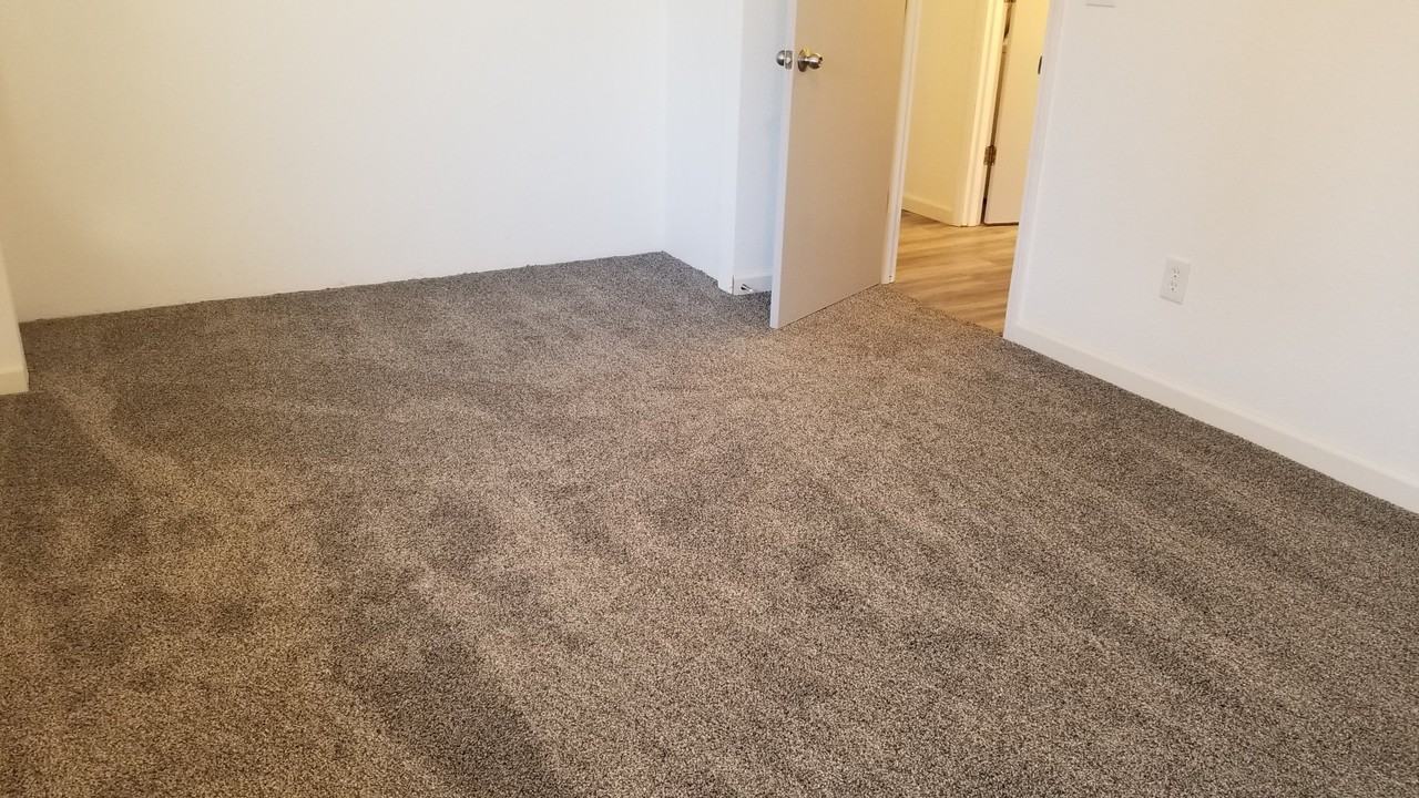 Oak St., - Photo 7 of 9