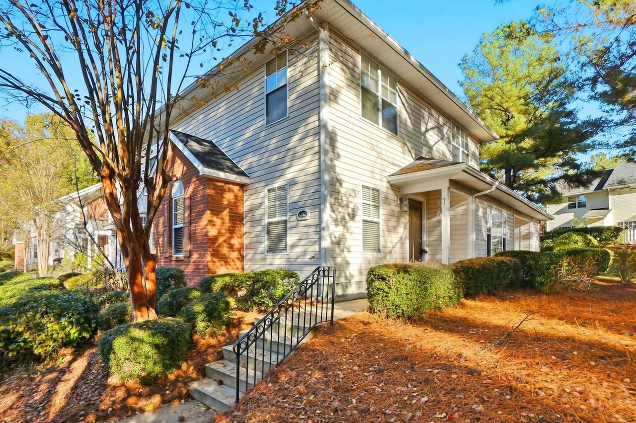 4282 Melrose Club Drive - Photo 2 of 37