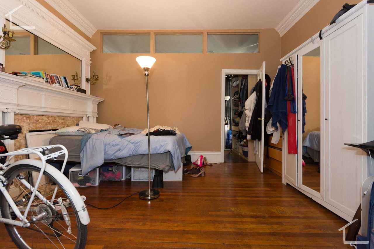 8 Bay State Road - Photo 2 of 5