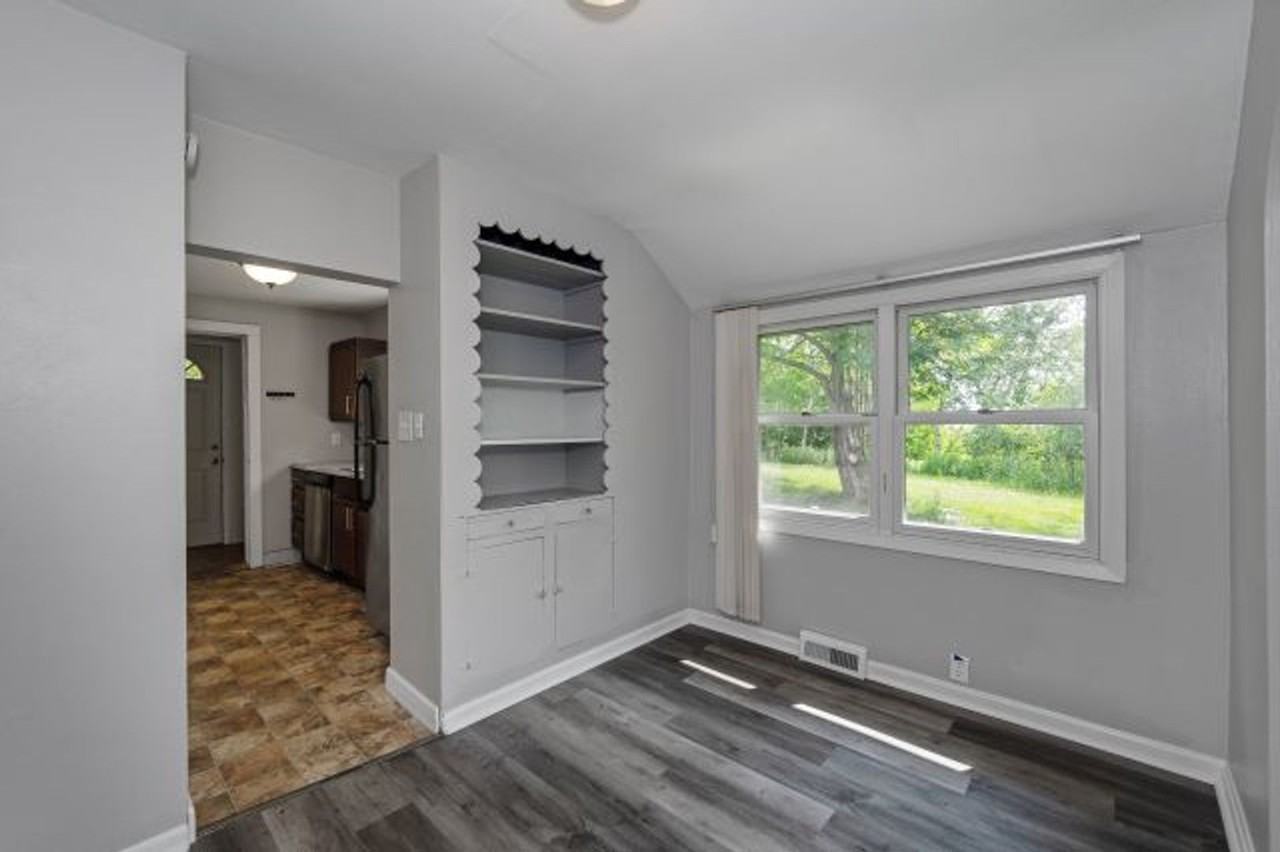 XXXXX - Photo 4 of 16