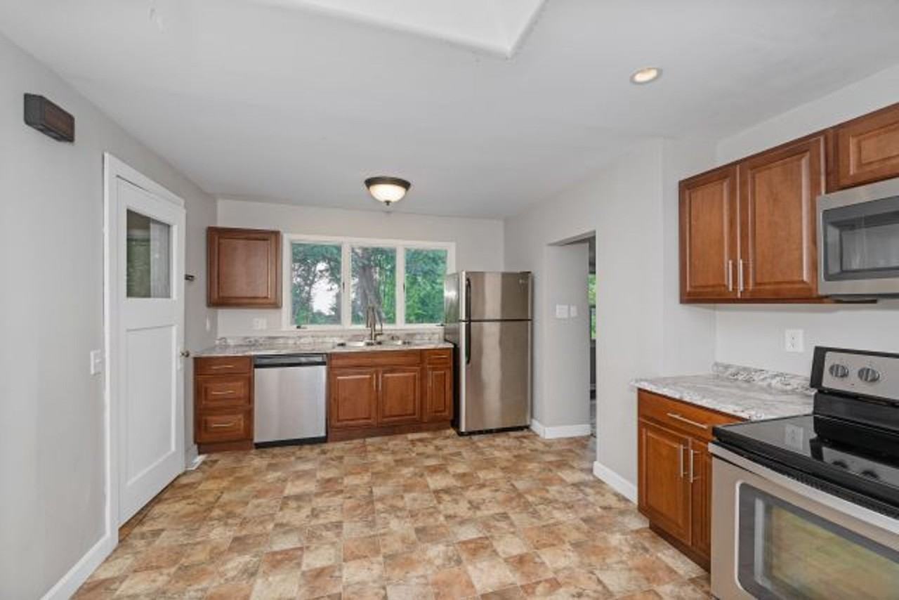 XXXXX - Photo 5 of 16