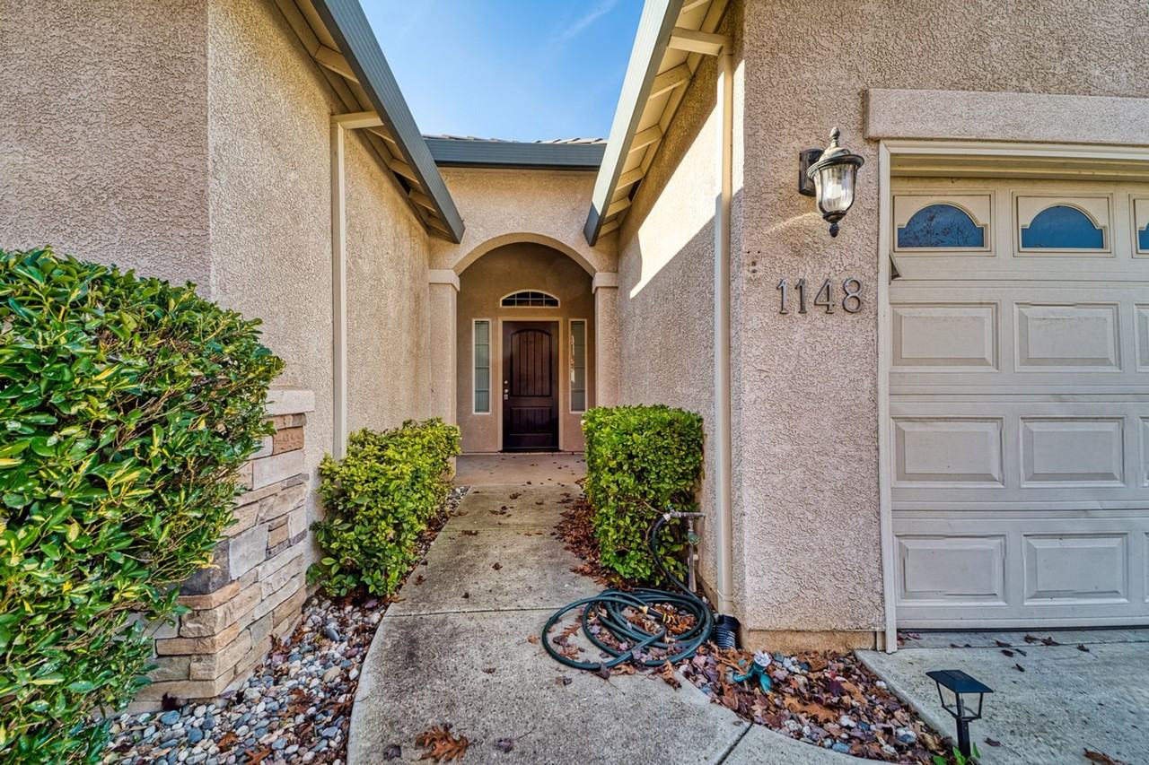 1148 Via Roma Way - Photo 4 of 27