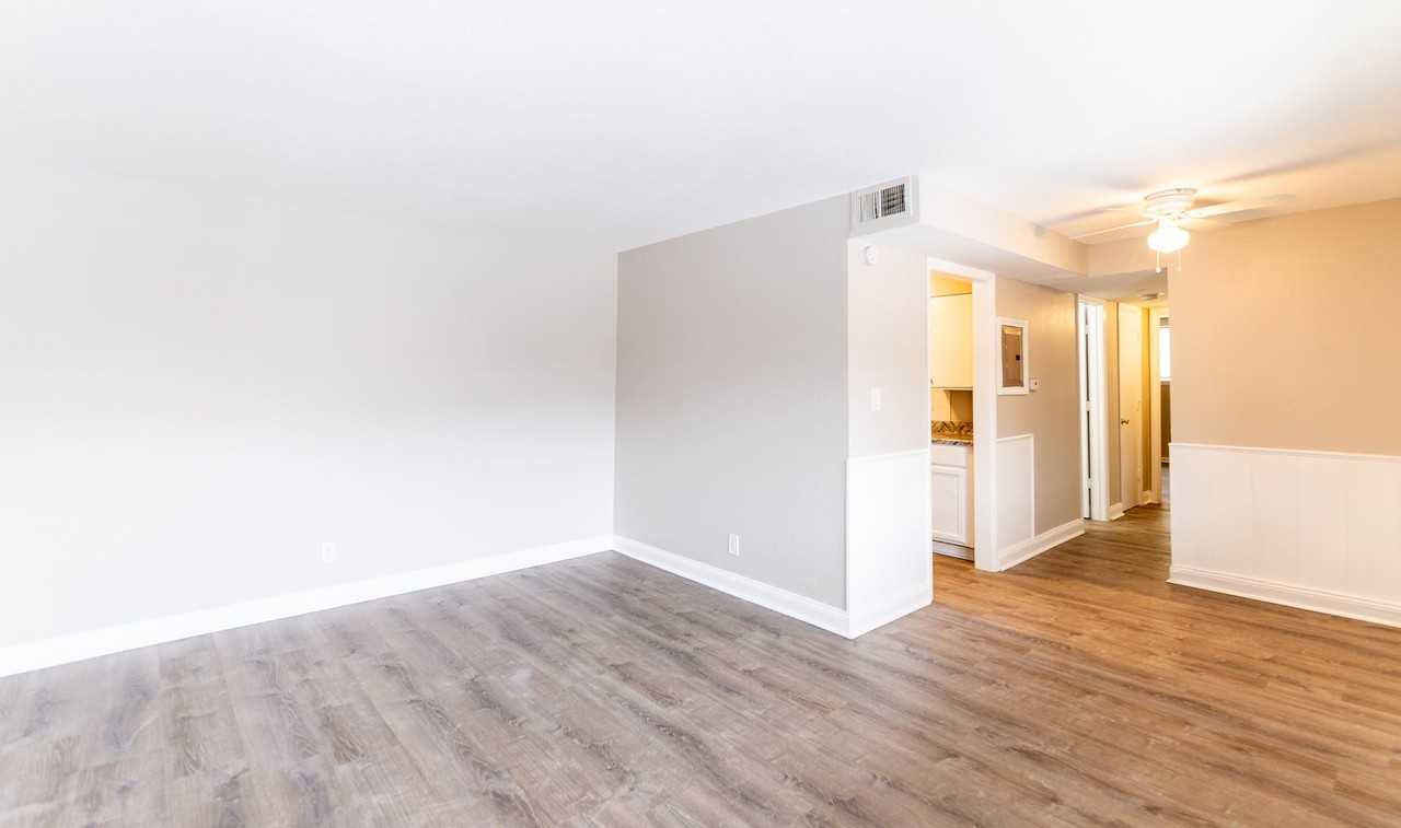 Eagle's Nest Apartments - Photo 7 of 50