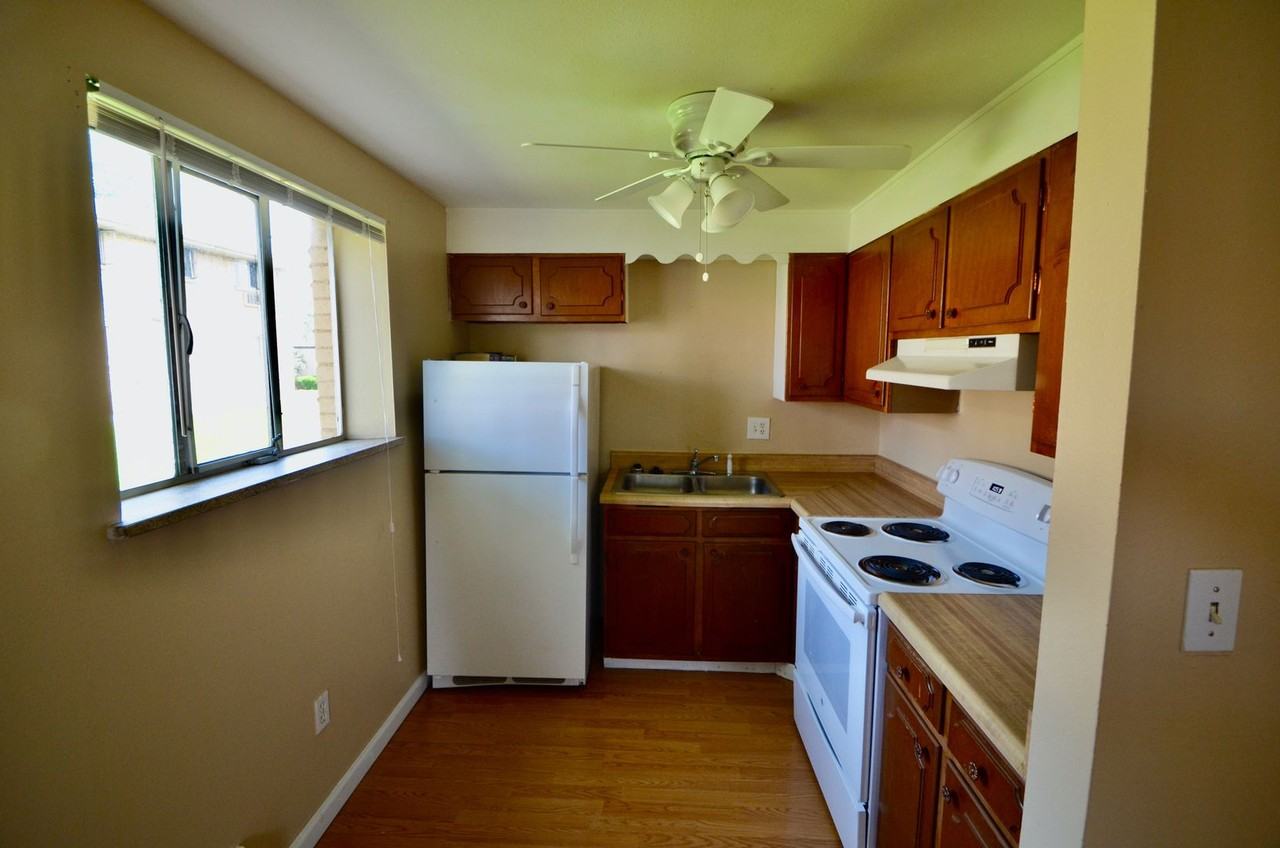 1160-1198 S Allison St - Photo 6 of 12