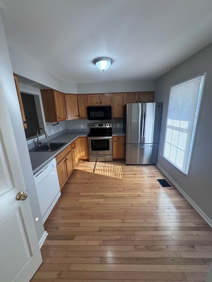 9253 Travellers Court - Photo 2 of 19