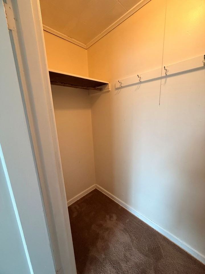 386/390/400 W. Marine Drive - Photo 7 of 50