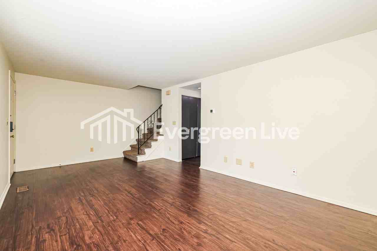 7502 Mount Whitney St - Photo 5 of 16