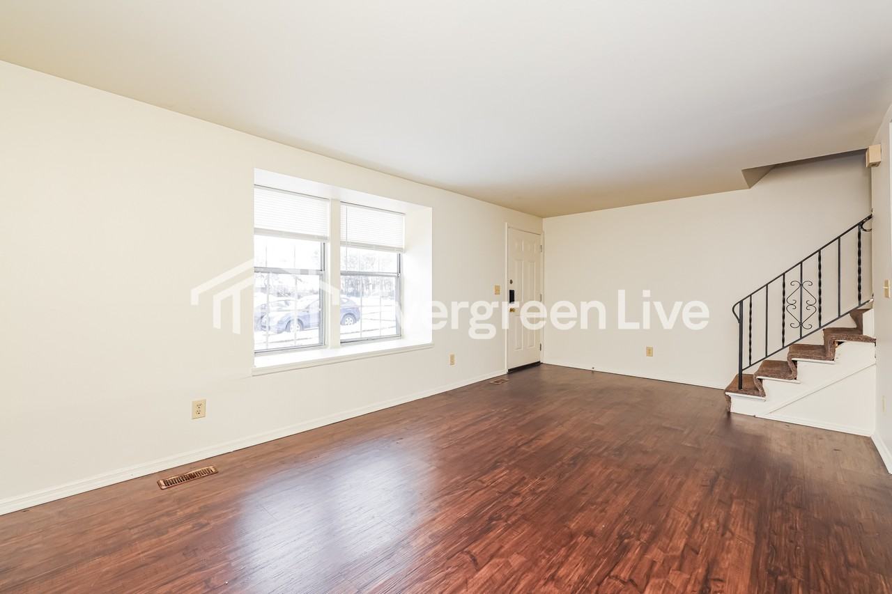 7502 Mount Whitney St - Photo 6 of 16