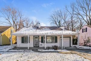 featured image of 7915 Summit St