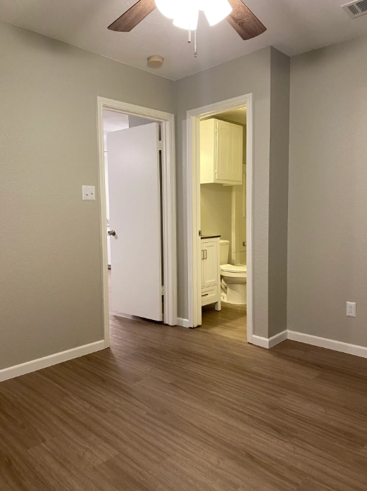 Village Oaks Apartments - Photo 3 of 7