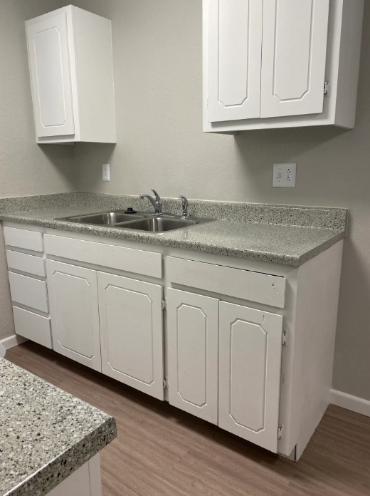 Village Oaks Apartments - Photo 6 of 7