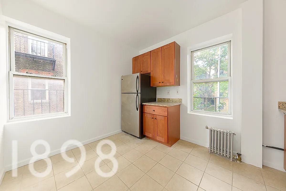 34-10 84th Street #E23 - Photo 3 of 6